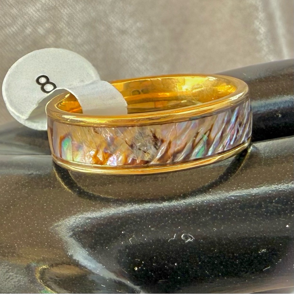 2/$25 Gold Plated Enamel Art Ring Size 8 – Colorful Iridescent Shine